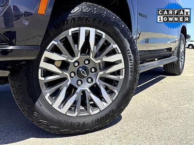 Used 2025 Chevrolet Tahoe - photo 1