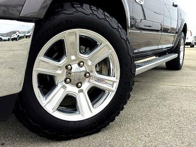 Used 2017 Ram 1500 - photo 2