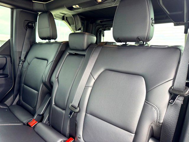 Used 2026 Ford Bronco - photo 18