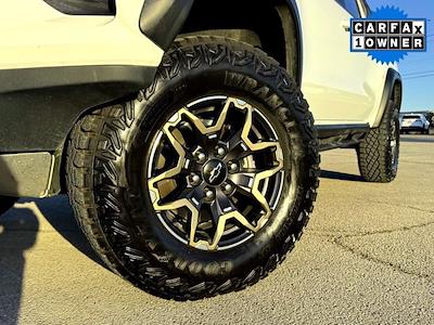 Used 2024 Chevrolet Colorado - photo 1