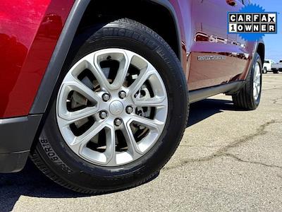 Used 2021 Jeep Grand Cherokee - photo 1