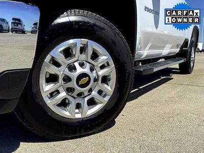 Used 2025 Chevrolet Silverado 2500 - photo 1
