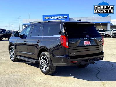 Used 2025 Ford Expedition - photo 1