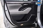 2020 Toyota Highlander 4x2 SUV for sale #FP7016 - photo 19