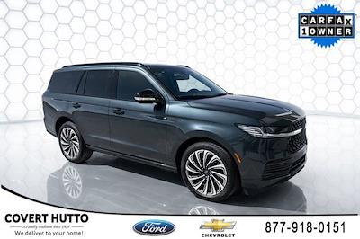 Used 2025 Lincoln Navigator - photo 1