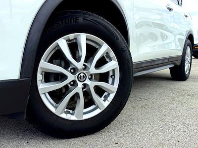 Used 2017 Nissan Rogue - photo 1