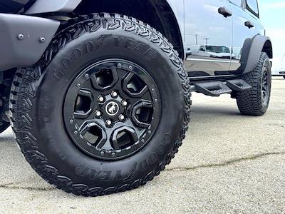 Used 2024 Ford Bronco - photo 2