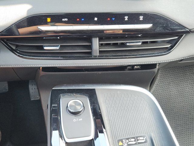 Used 2026 Buick Enclave - photo 20