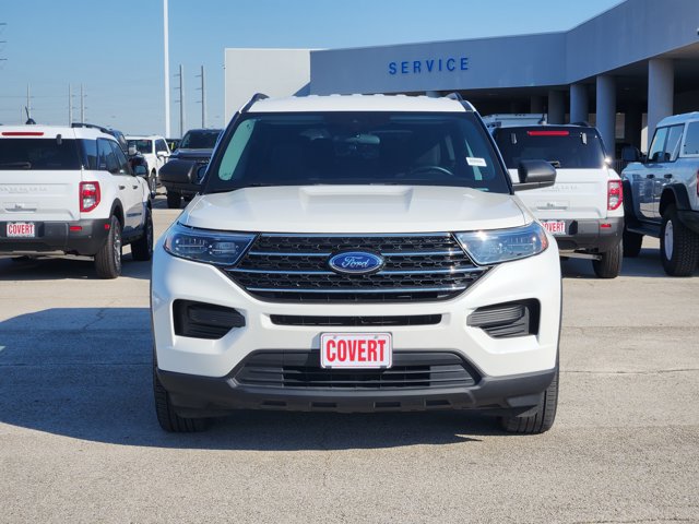 Used 2023 Ford Explorer - photo 2