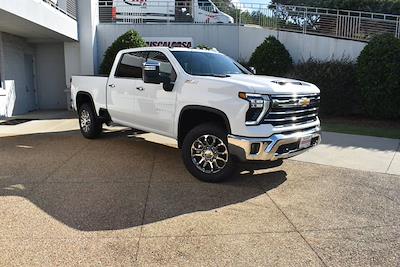 New 2026 Chevrolet Silverado 2500 LTZ Crew Cab 4WD Pickup for sale #111091 - photo 1