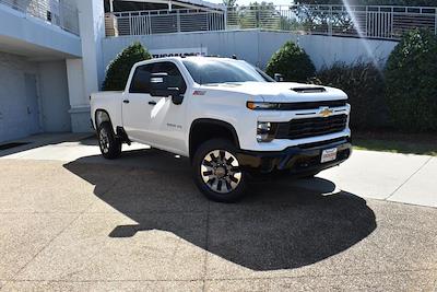 New 2026 Chevrolet Silverado 2500 Custom Crew Cab 4WD Pickup for sale #120691 - photo 1