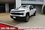 New 2025 Chevrolet Silverado 2500 Custom Crew Cab 4x4 Pickup for sale #183020 - photo 5