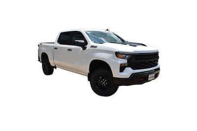 New 2025 Chevrolet Silverado 1500 Custom Crew Cab 4x4 Pickup for sale #393906 - photo 2