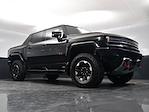 2025 GMC Hummer EV Pickup Crew Cab AWD, Pickup for sale #25G010 - photo 24