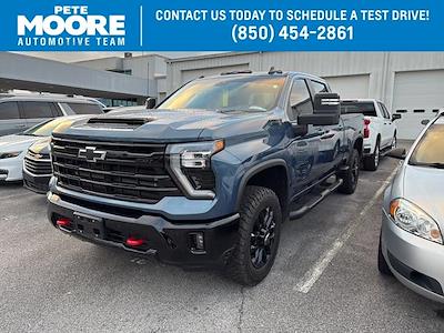 2025 Chevrolet Silverado 2500 Crew Cab 4WD Pickup for sale #1153259A - photo 1