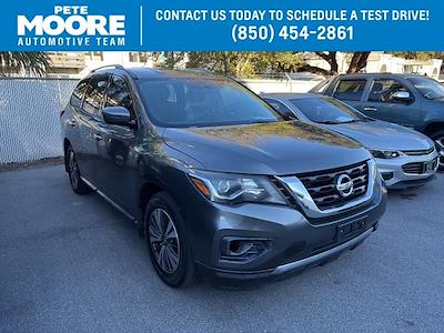 Used 2017 Nissan Pathfinder - photo 1