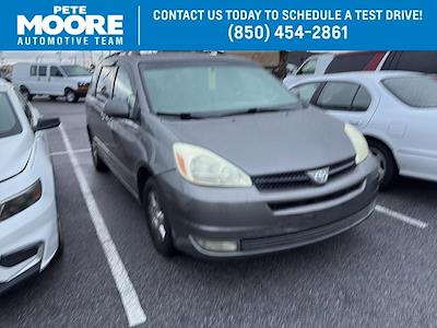 Used 2005 Toyota Sienna XLE Minivan for sale #B089032B - photo 1