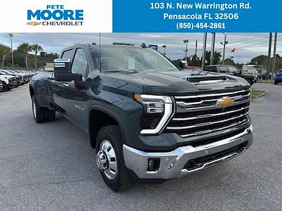 2026 Chevrolet Silverado 3500 Crew Cab 4WD Pickup for sale #F129418 - photo 1