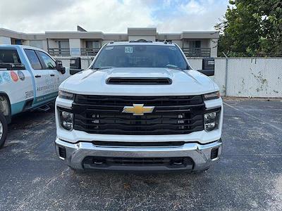 New 2025 Chevrolet Silverado 3500 Work Truck Crew Cab 4WD 9' 6" Knapheide Steel Flatbed Truck with Gooseneck Hitch for sale #F162072 - photo 2