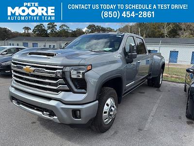 Used 2025 Chevrolet Silverado 3500 - photo 1