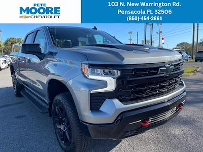New 2025 Chevrolet Silverado 1500 LT Crew Cab 4WD Pickup for sale #G264389 - photo 1