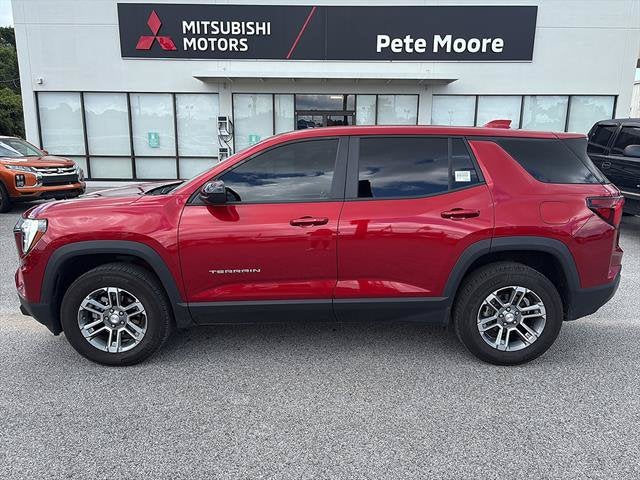 Used 2025 GMC Terrain - photo 2