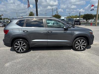 Used 2023 Volkswagen Taos - photo 1