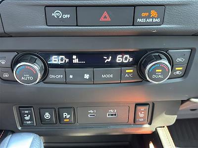 Used 2024 Nissan Frontier - photo 1