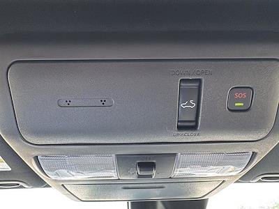 Used 2024 Nissan Frontier - photo 1