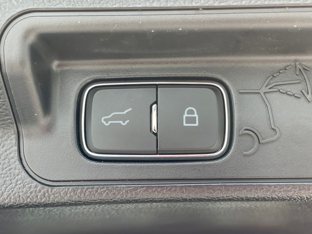 Used 2023 Ford Explorer - photo 17