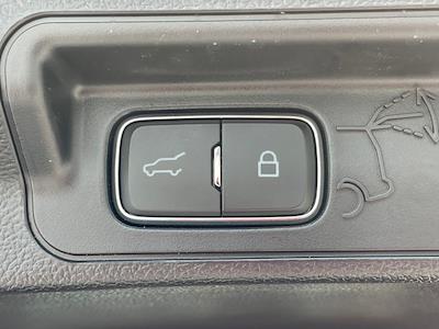 Used 2023 Ford Explorer - photo 1