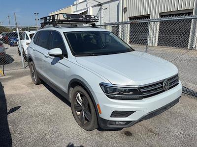 2018 Volkswagen Tiguan FWD SUV for sale #IP181494 - photo 2