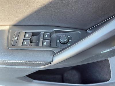 Used 2024 Volkswagen Tiguan - photo 1