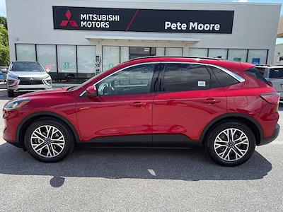 Used 2020 Ford Escape - photo 2