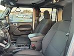2021 Jeep Gladiator Crew Cab 4x4 Pickup for sale #L175033A - photo 13