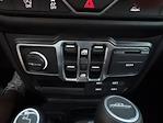 2021 Jeep Gladiator Crew Cab 4x4 Pickup for sale #L175033A - photo 22