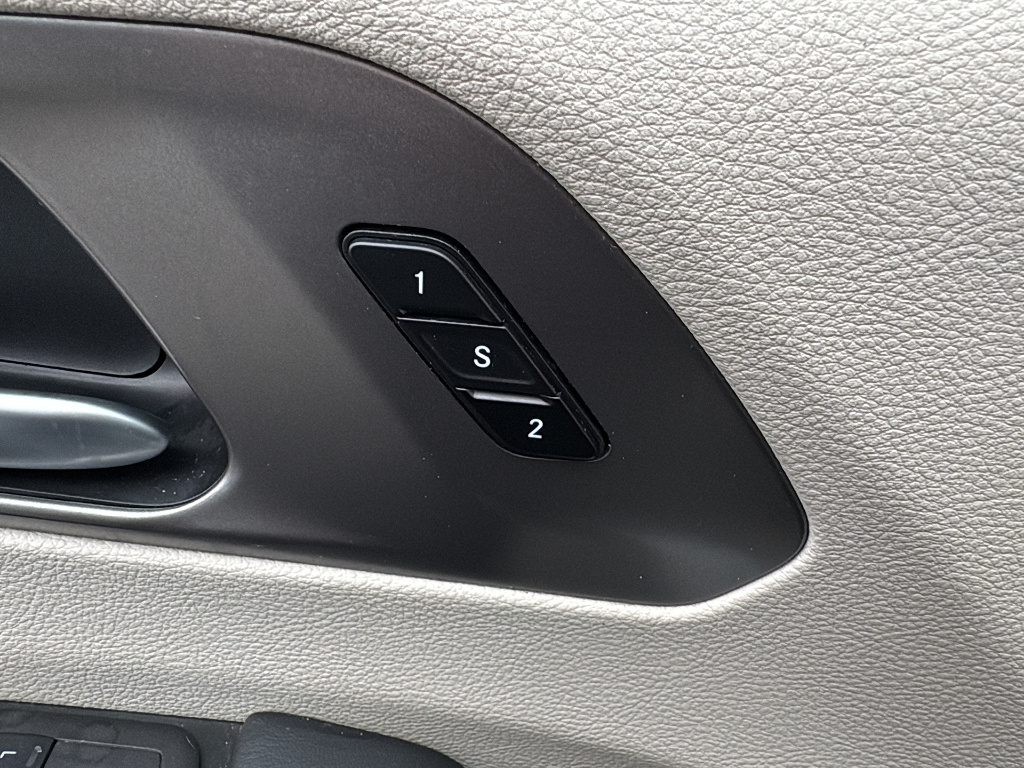 Used 2024 Chrysler Pacifica - photo 19