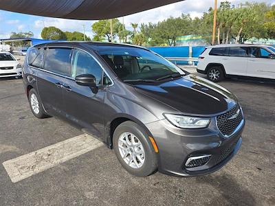 2023 Chrysler Pacifica FWD Minivan for sale #P29895 - photo 2