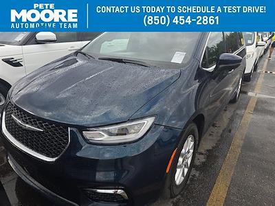 Used 2023 Chrysler Pacifica Touring Minivan for sale #P29930 - photo 1