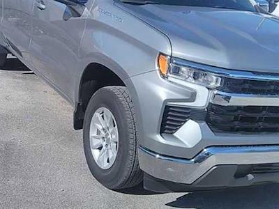 Used 2025 Chevrolet Silverado 1500 - photo 1