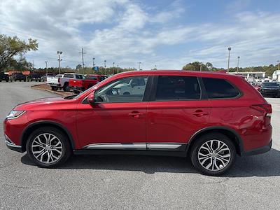Used 2018 Mitsubishi Outlander - photo 1