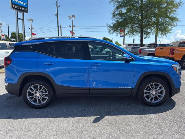 Used 2024 GMC Terrain - photo 6