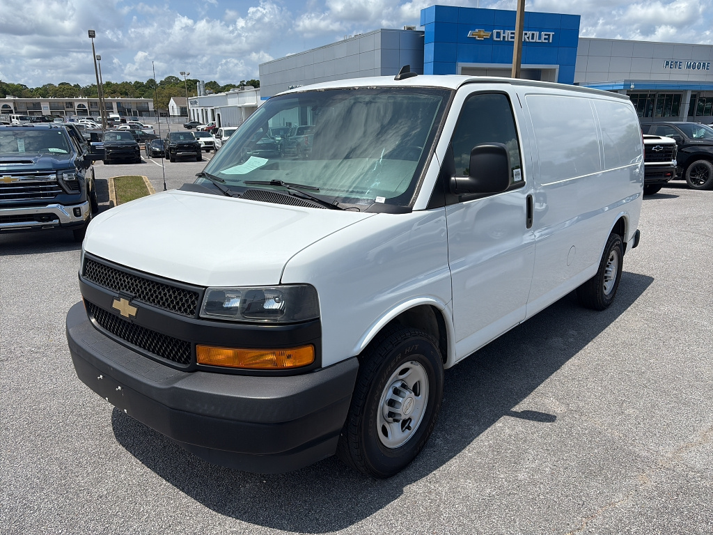 Used 2020 Chevrolet Express 2500 - photo 28