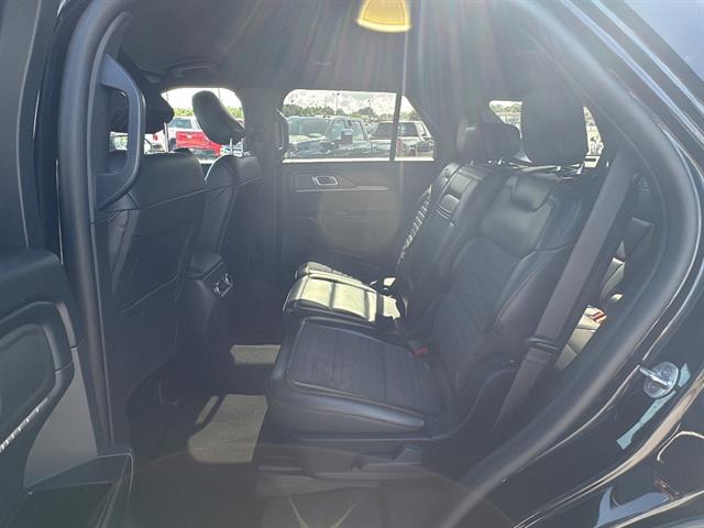 Used 2025 Ford Explorer - photo 21