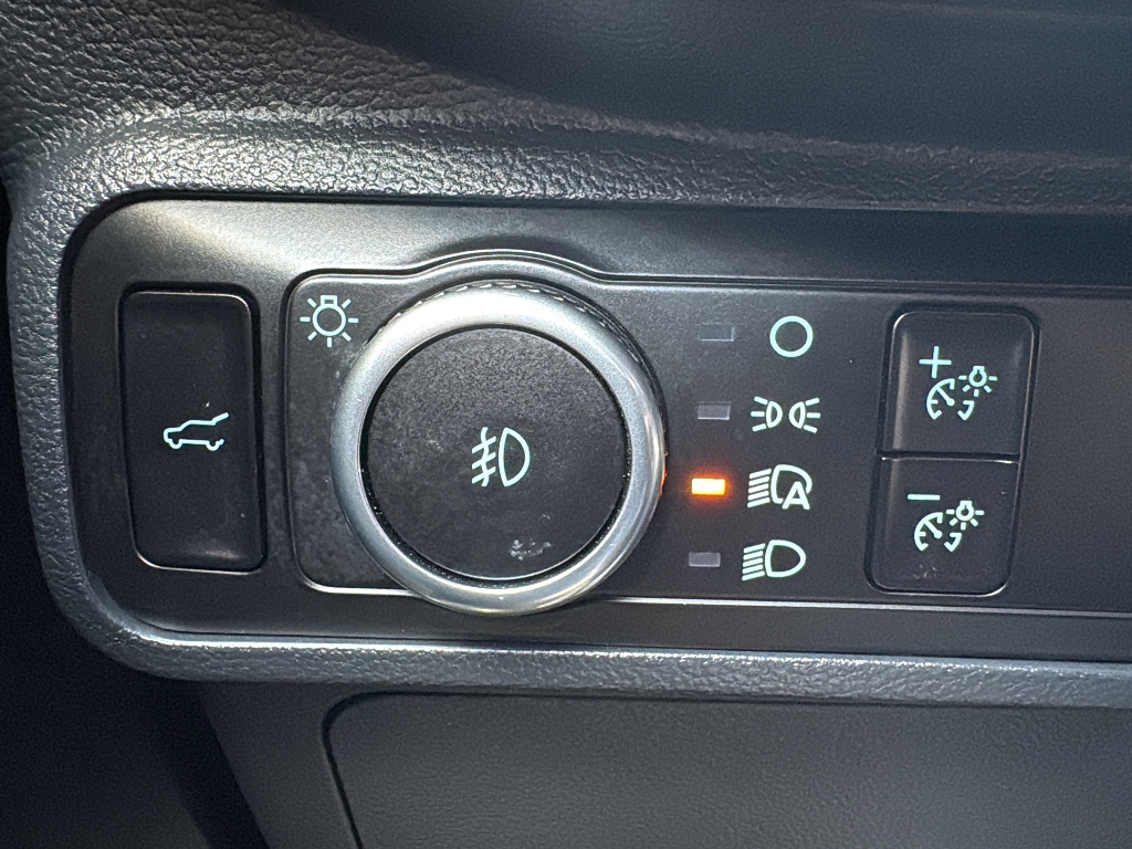Used 2025 Ford Explorer - photo 33