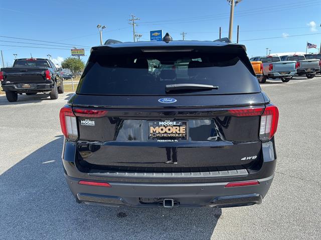 Used 2025 Ford Explorer - photo 9