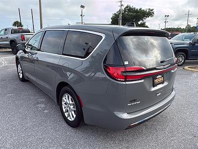 2025 Chrysler Pacifica FWD Minivan for sale #P30076 - photo 2