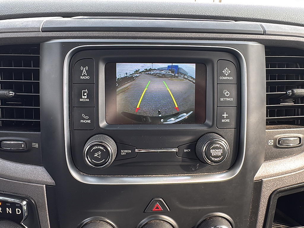 Used 2018 Ram 1500 - photo 23