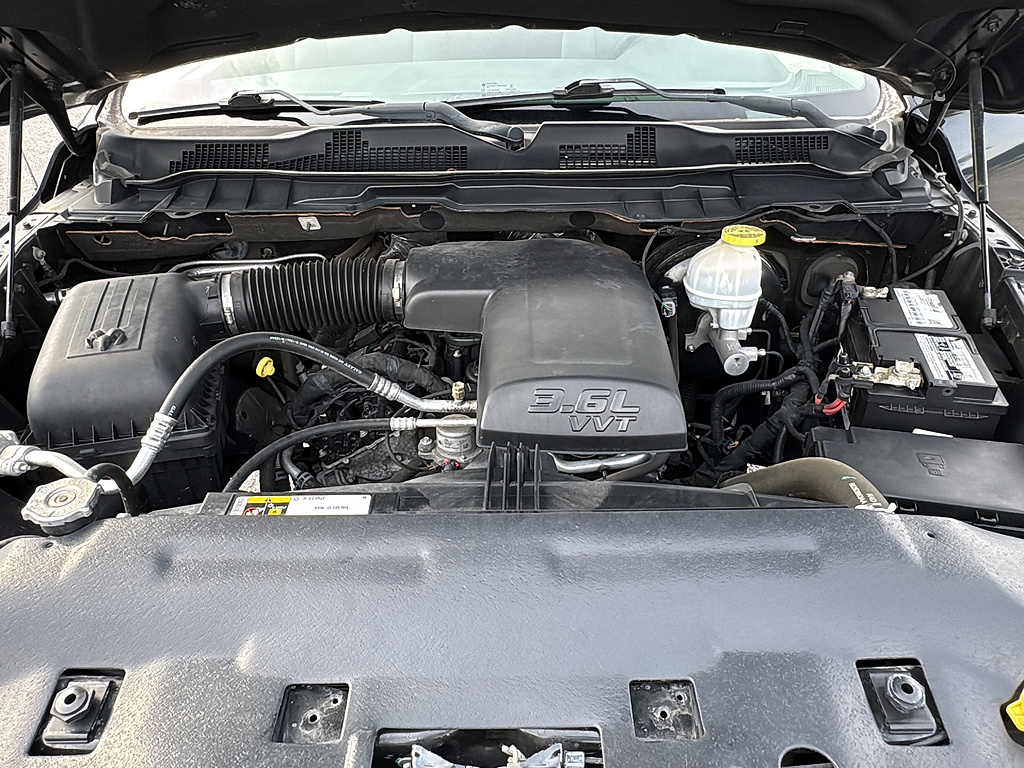 Used 2018 Ram 1500 - photo 26