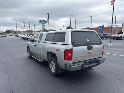 2013 Chevrolet Silverado 1500 Extended Cab 4x4 Pickup for sale #25J667A - photo 2